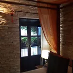 La - Old Town Hotel