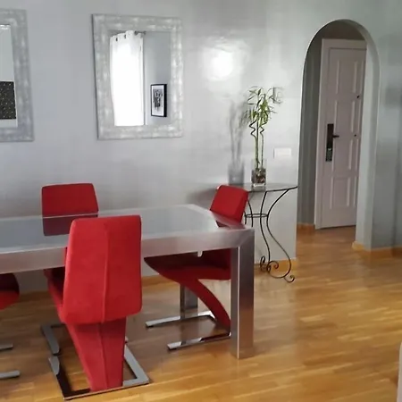La - Old Town Hotel