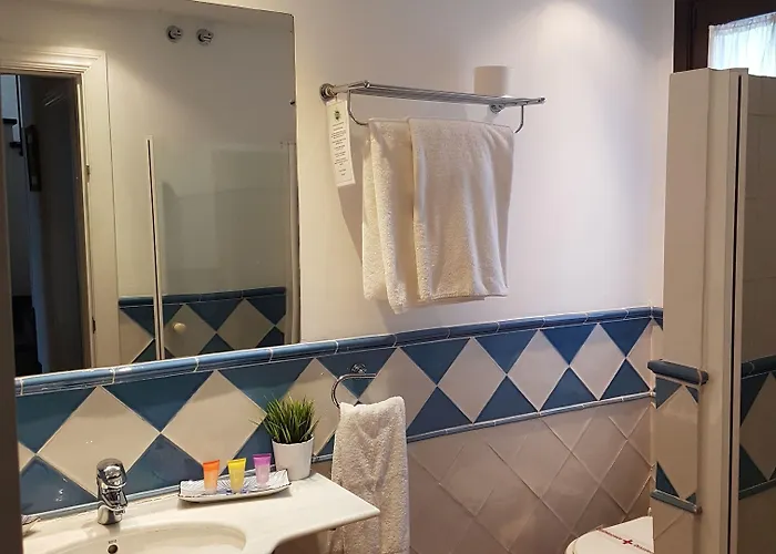 La - Old Town Otel Marbella